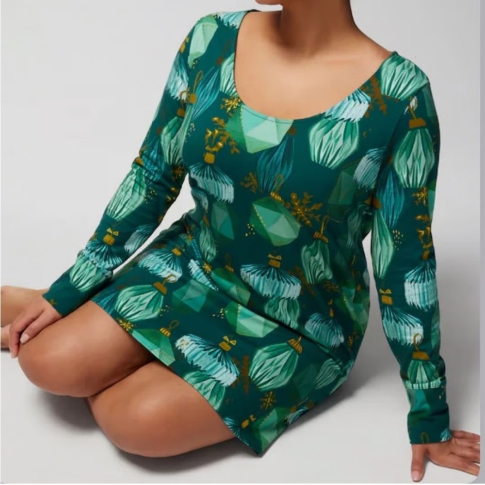 Soma Embraceable Christmas Nightshirt. Size Large.
